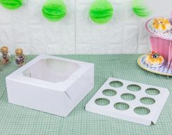 Cupcakes 9pcs box with base