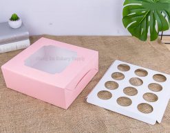 Cupcakes 12 pcs box with base