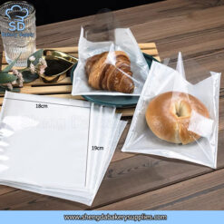 18x19cm Plastic Bag (Back is White)
